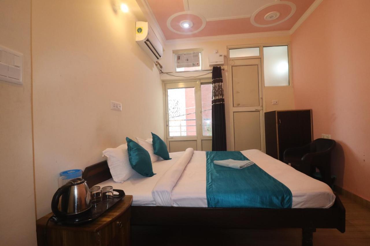 Triple One Hotel Tapovan Rishikesh,Near Laxman Jhula Rishīkesh Exterior foto