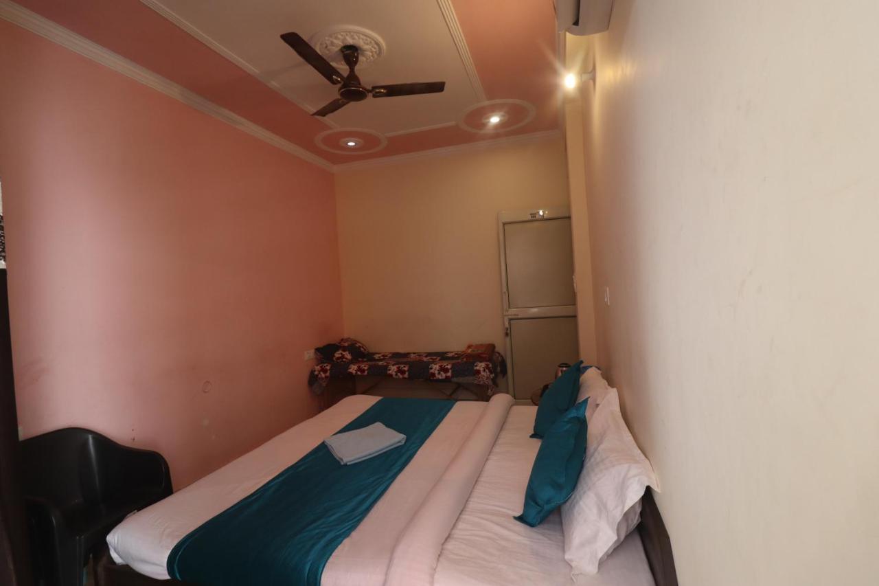 Triple One Hotel Tapovan Rishikesh,Near Laxman Jhula Rishīkesh Exterior foto
