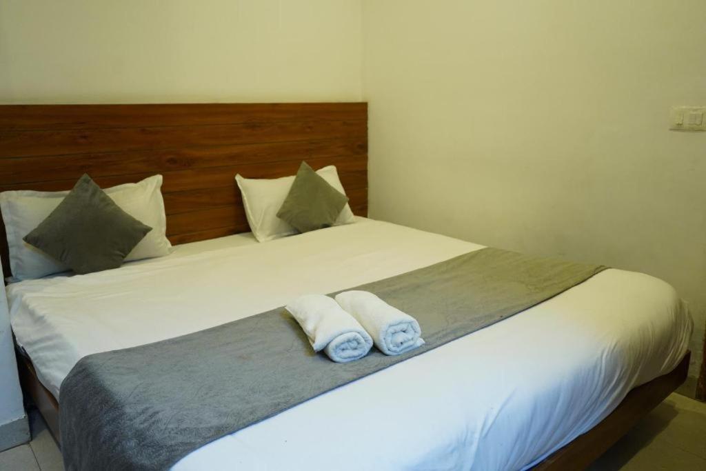 Triple One Hotel Tapovan Rishikesh,Near Laxman Jhula Rishīkesh Exterior foto
